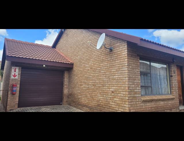 2 BEDROOM SECTIONAL TITLE SOLD IN POLOKWANE EXT 86